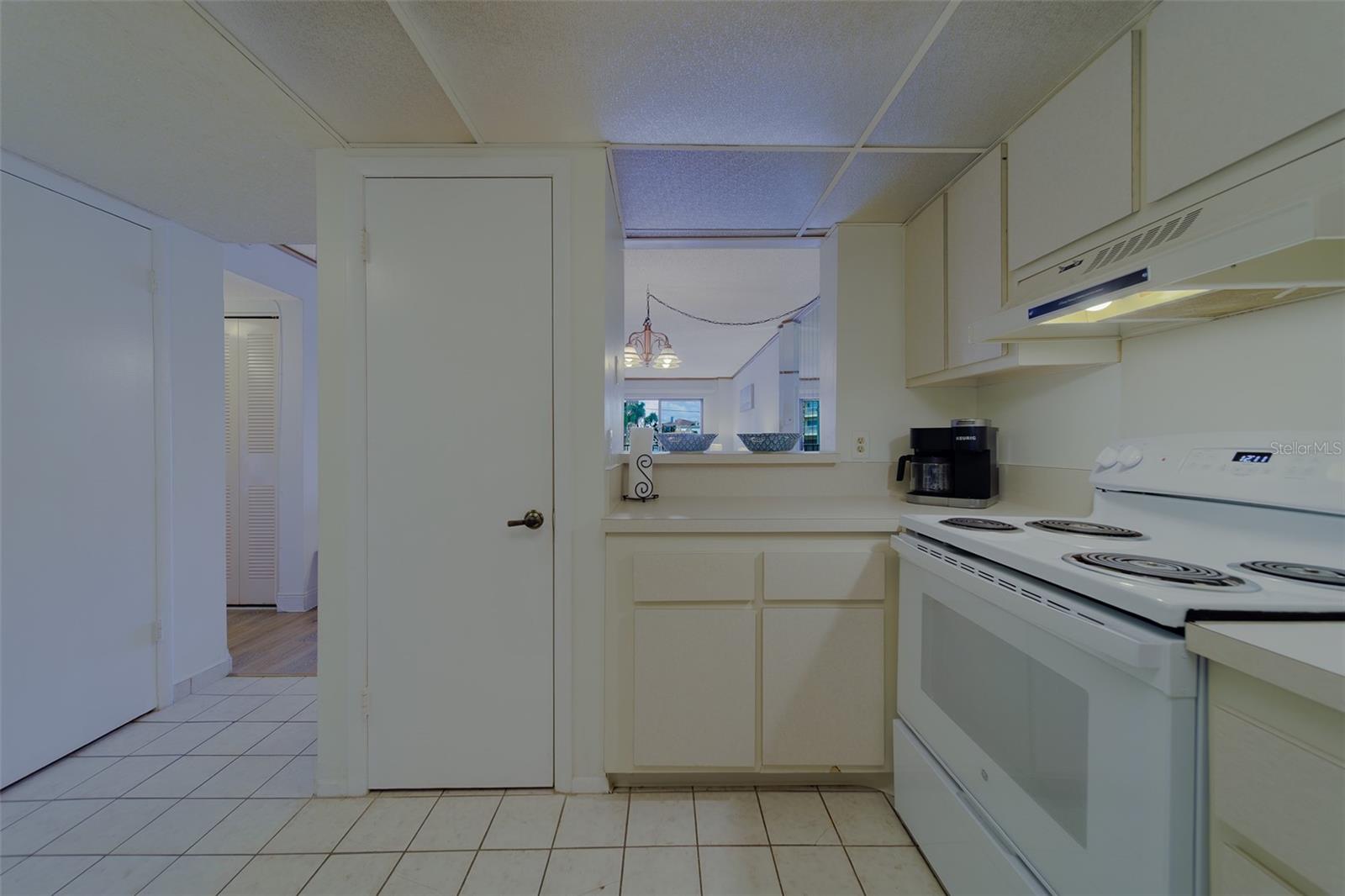 Kitchen 3