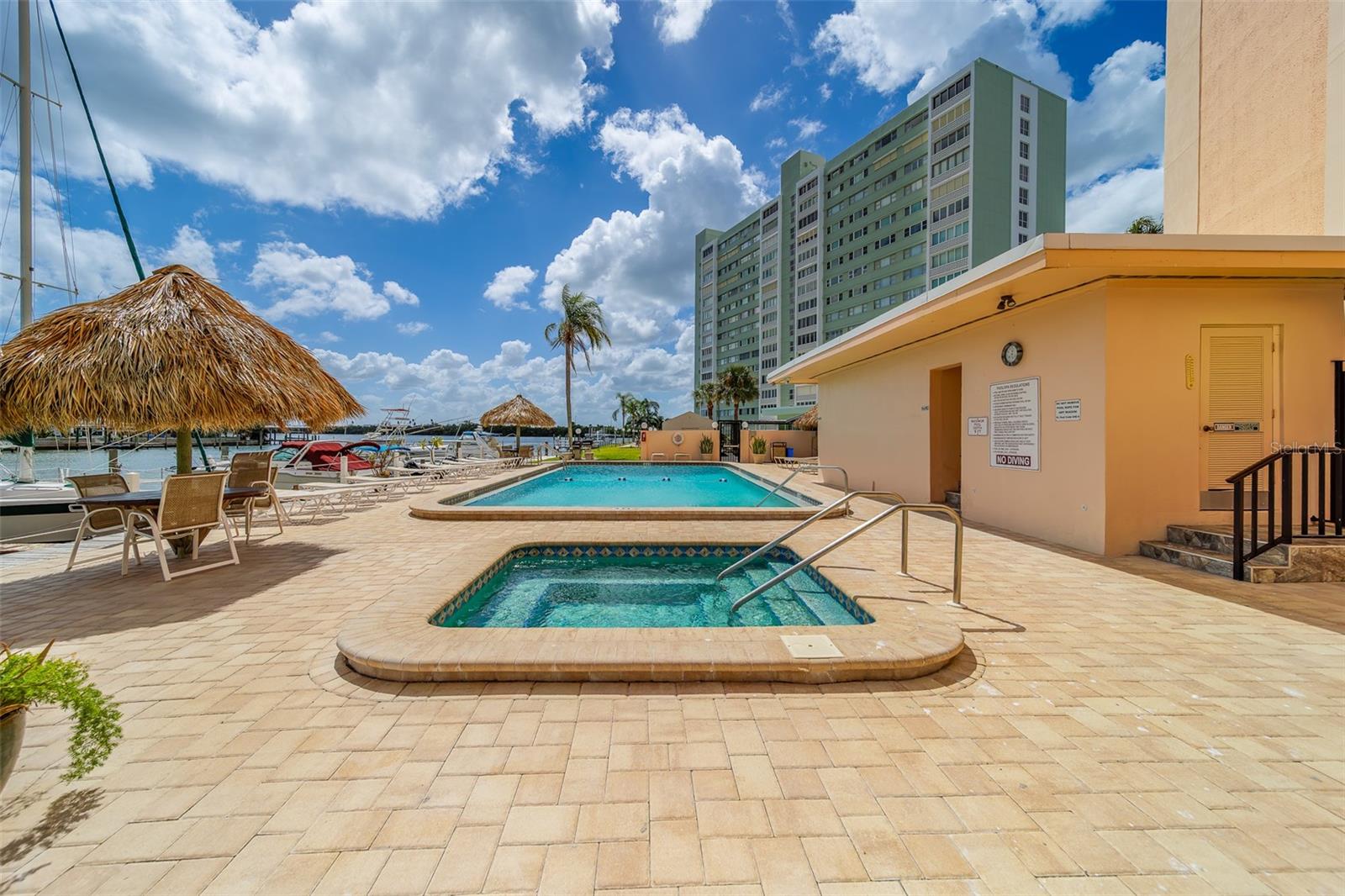 Pool & Spa