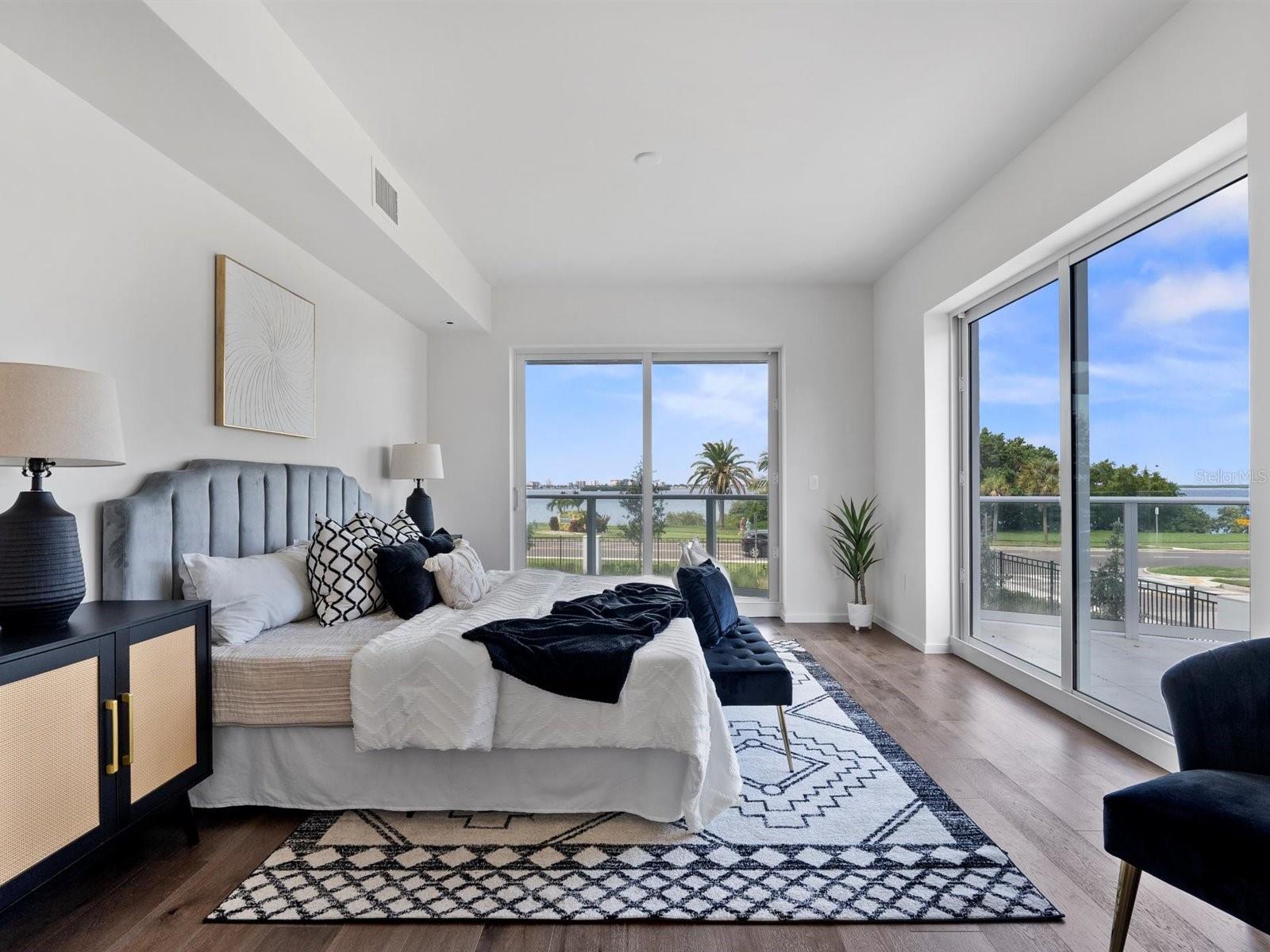 Master Suite w/ 2 Private Terraces