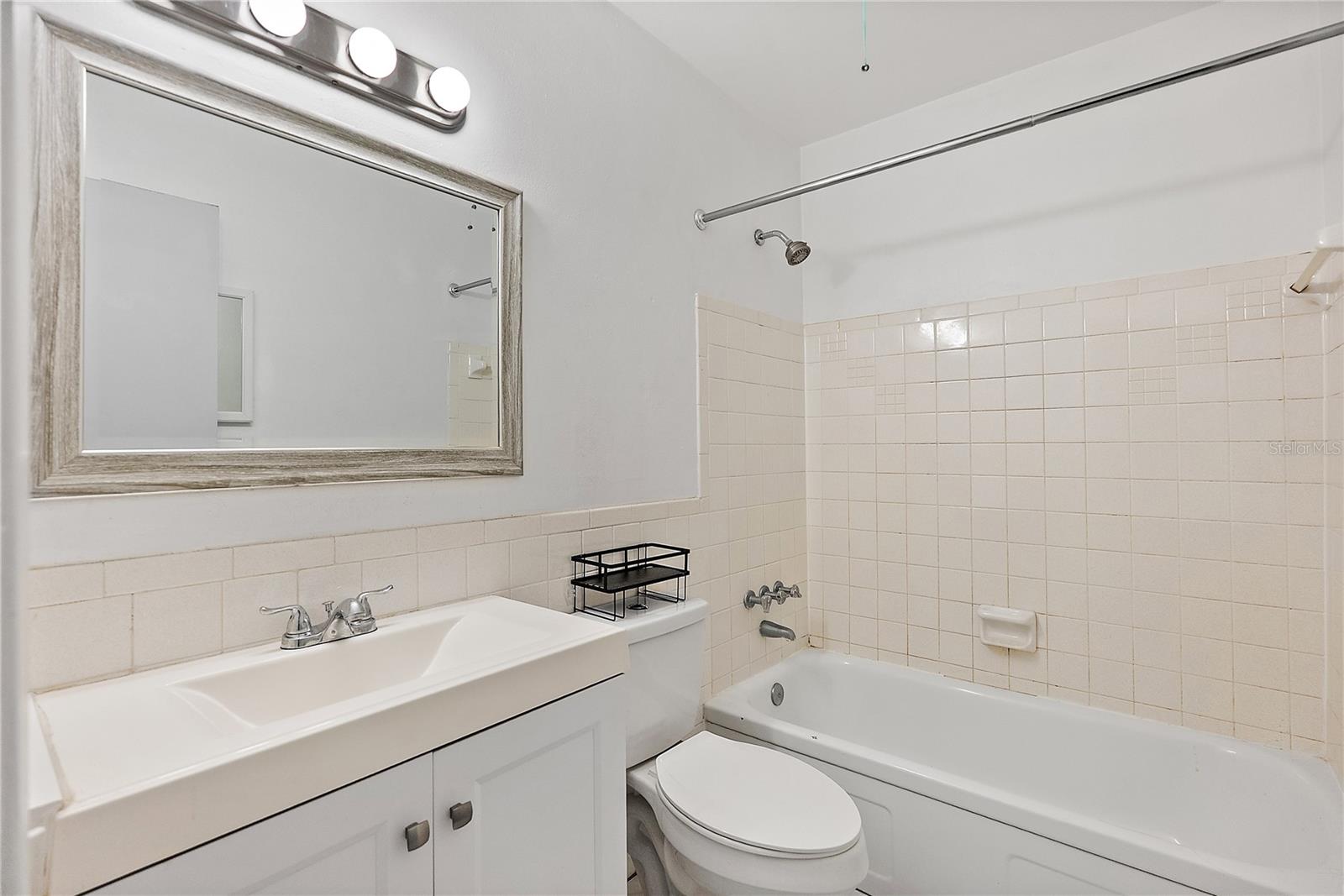 Tile bath