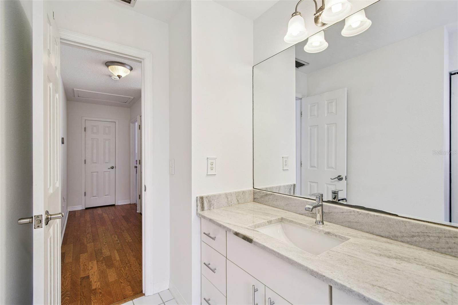 Bathroom 2 (Second Floor)