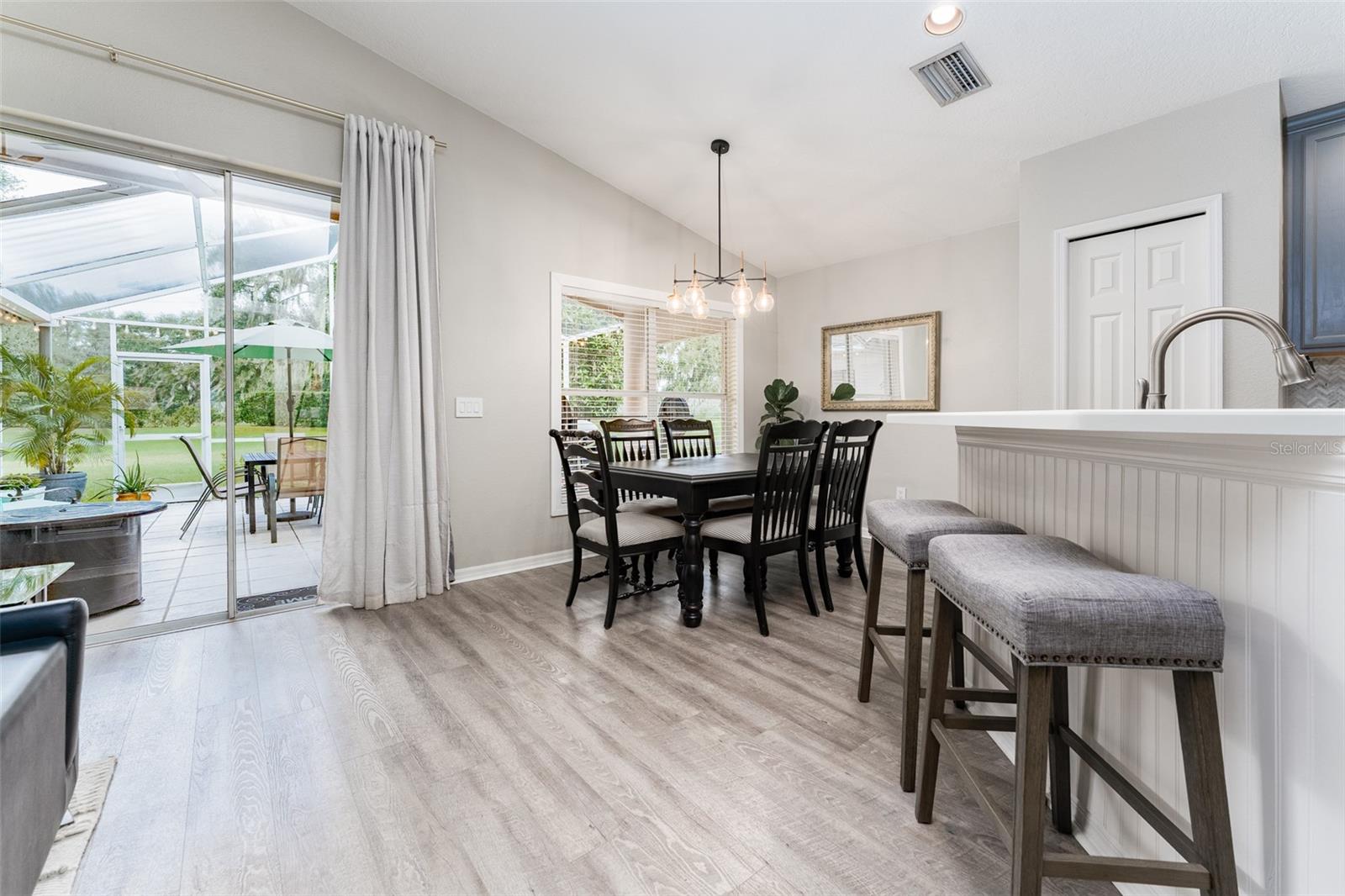 High Ceilings with tons of Natural Light