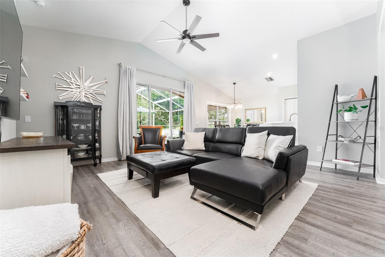 Spacious Family Room