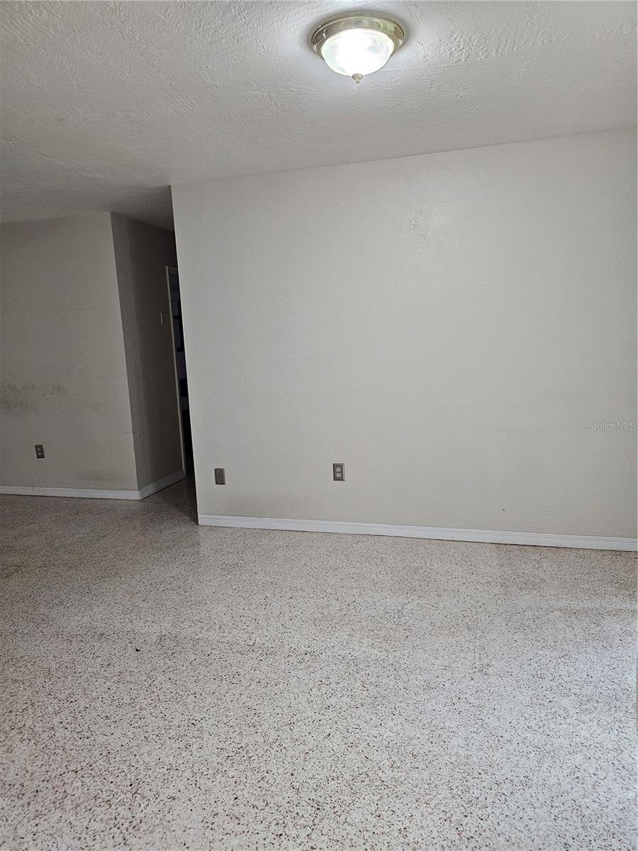 G5103071