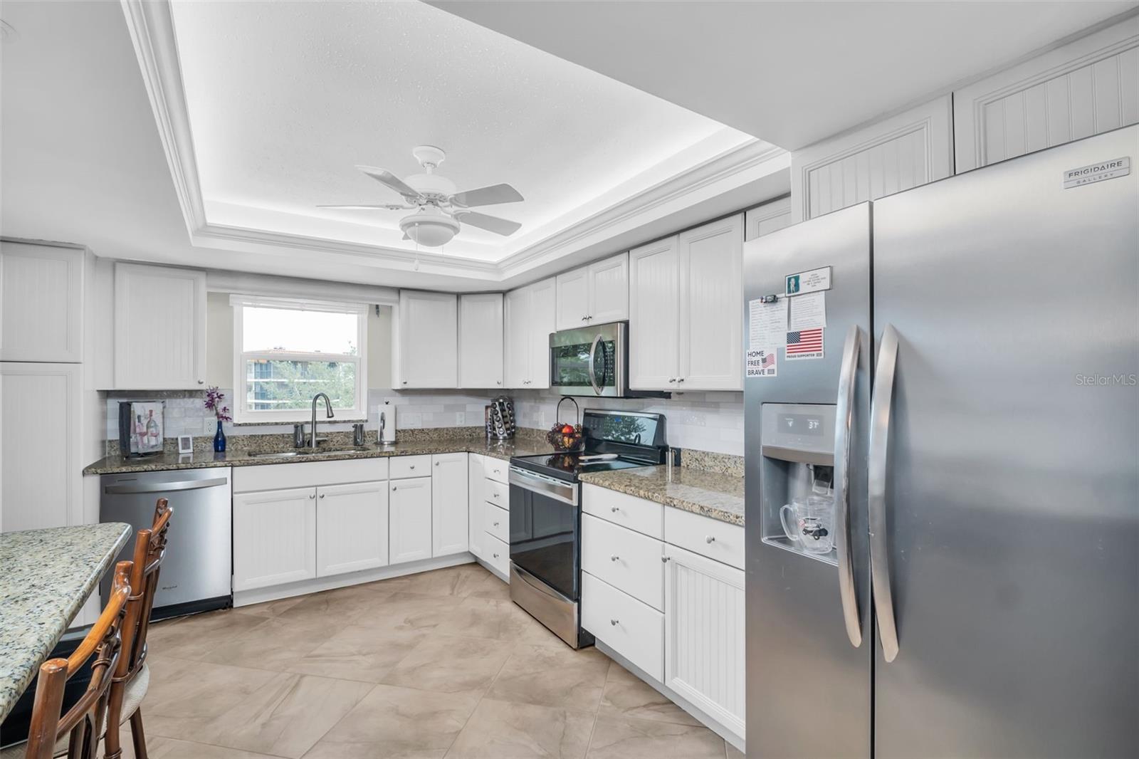 GRANITE COUNTERTOPS