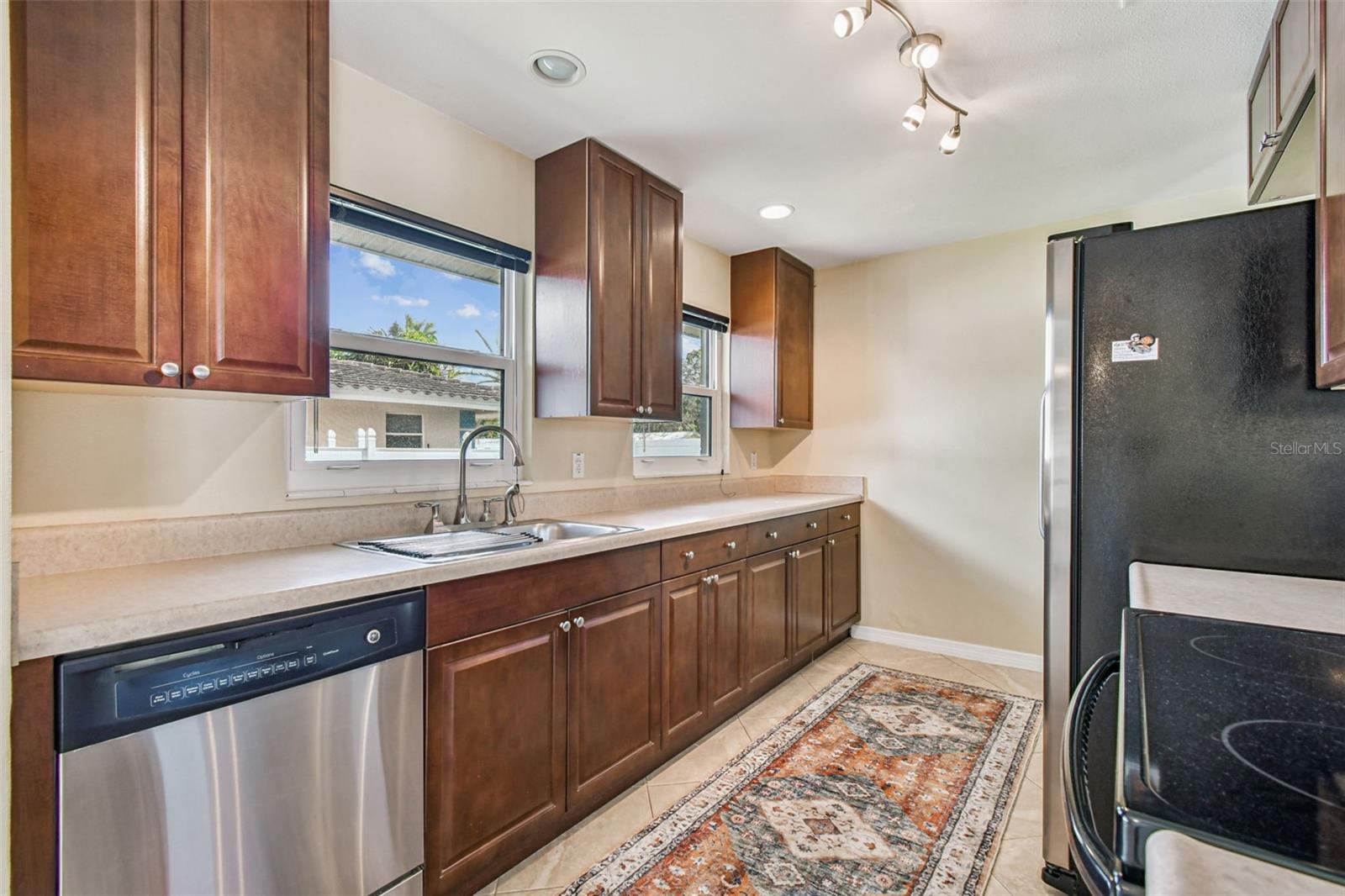 Galley Kitchen, very efficient