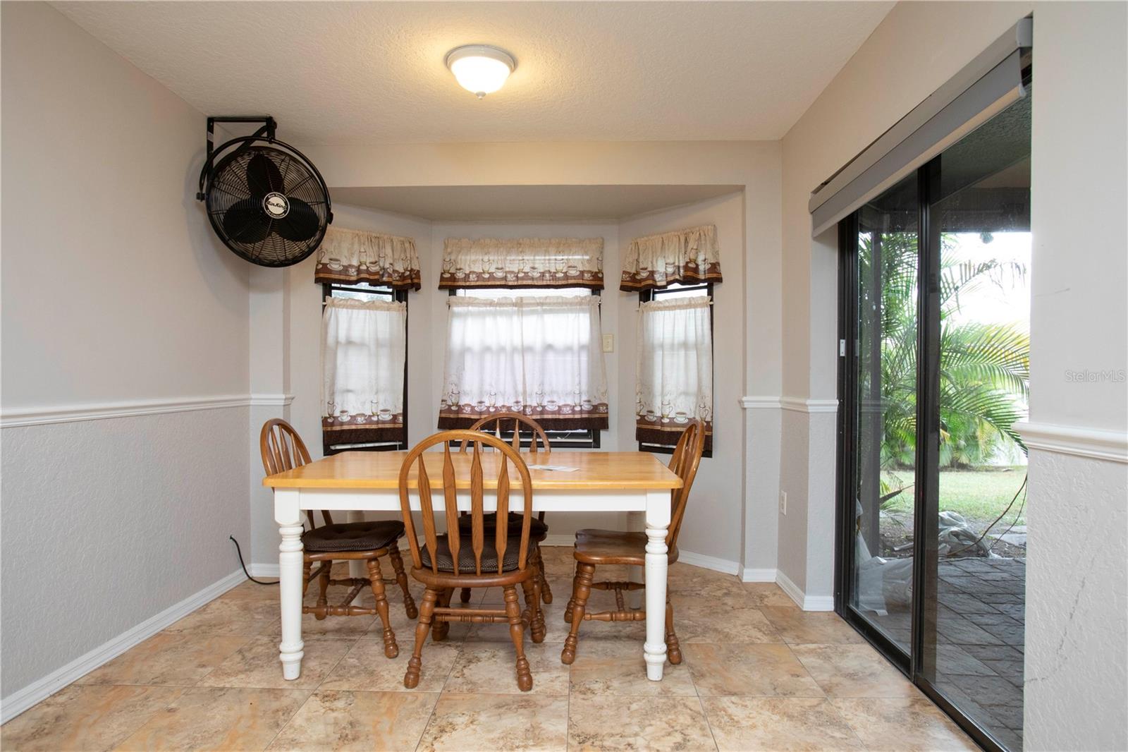 Breakfast Nook easily fits table for 6