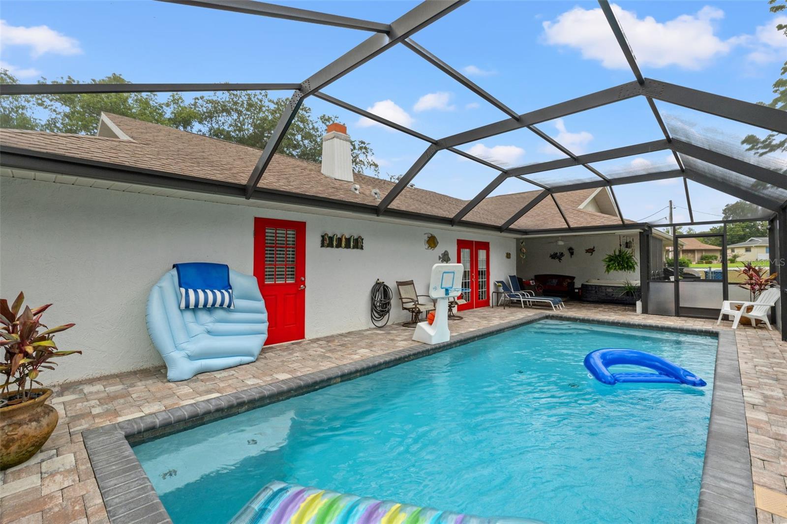 Screened Pool
