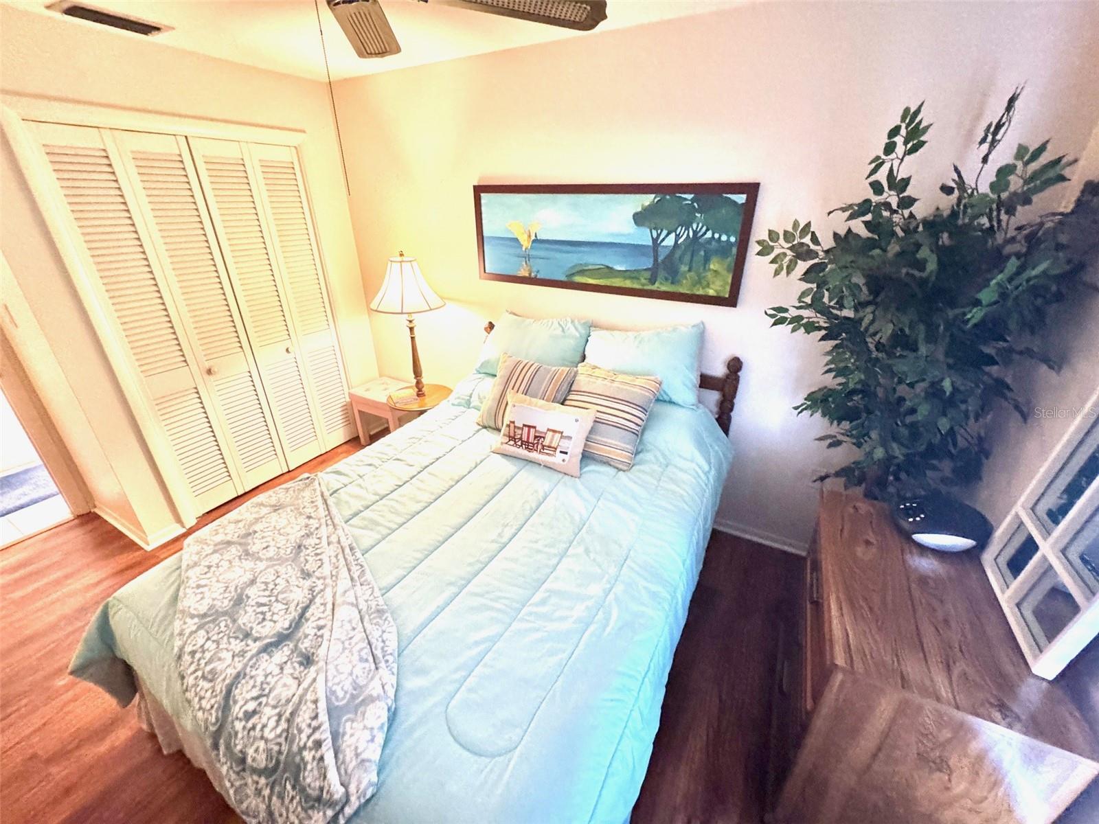 Guest bedroom