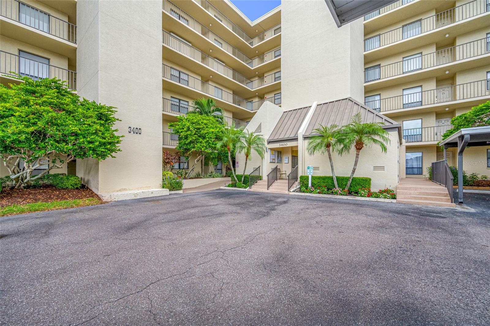 3400 Building located in Cove Cay Village IV