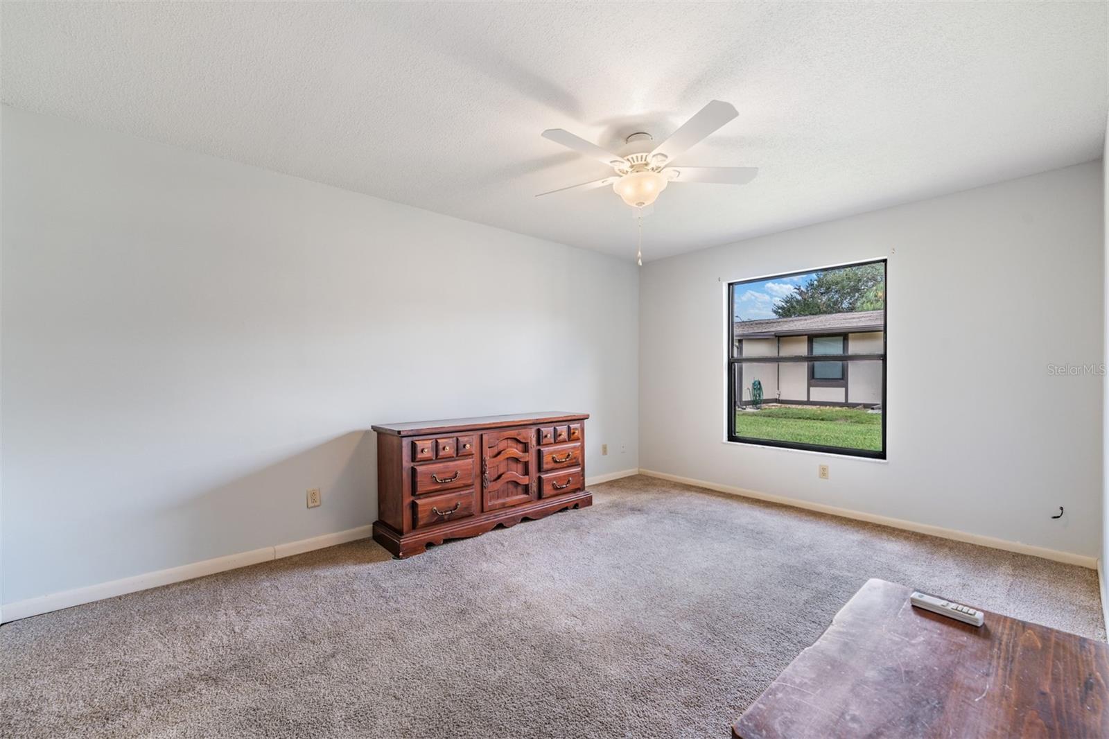 Guest Bedroom, Ceiling Fan
