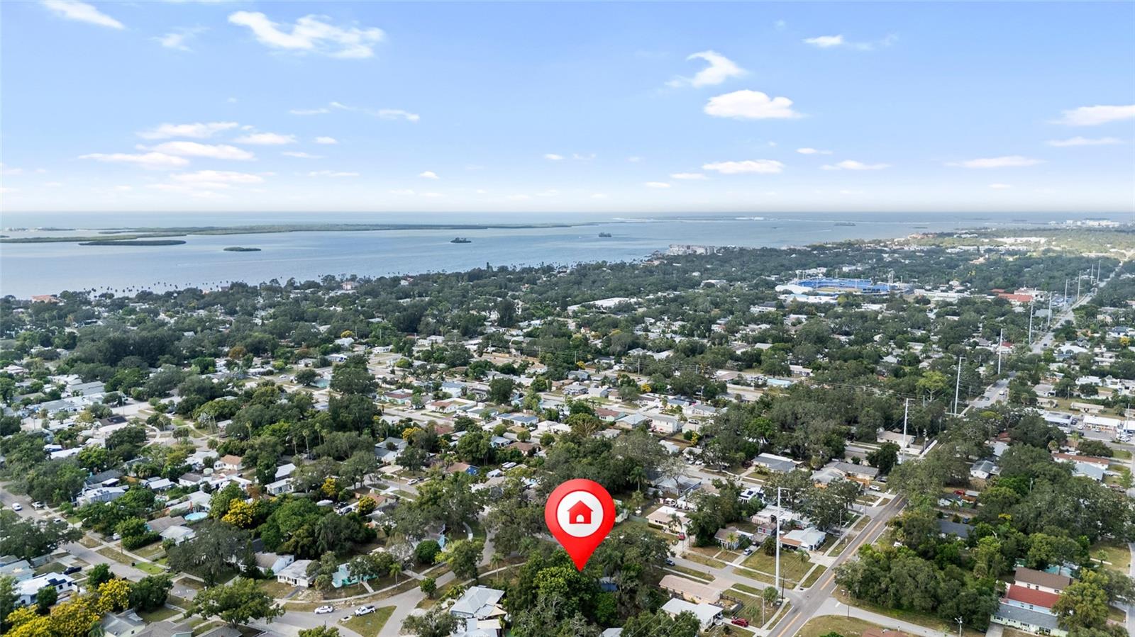 Nearby to downtown Dunedin