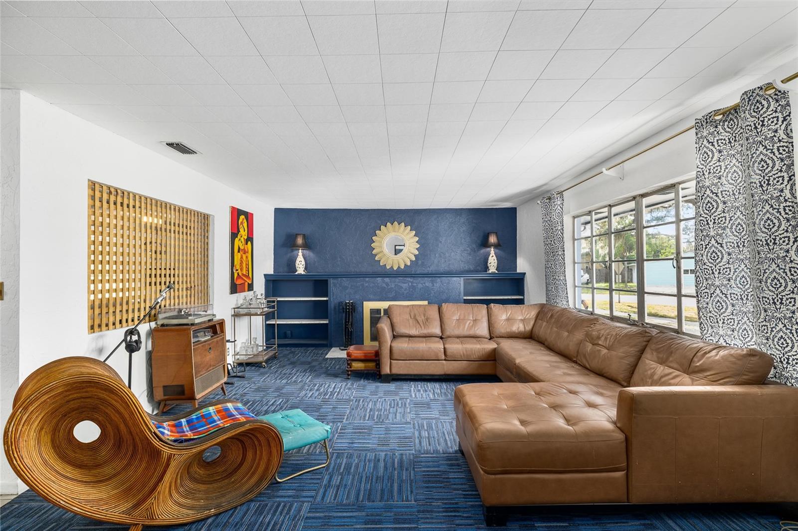 Living Room with Fireplace