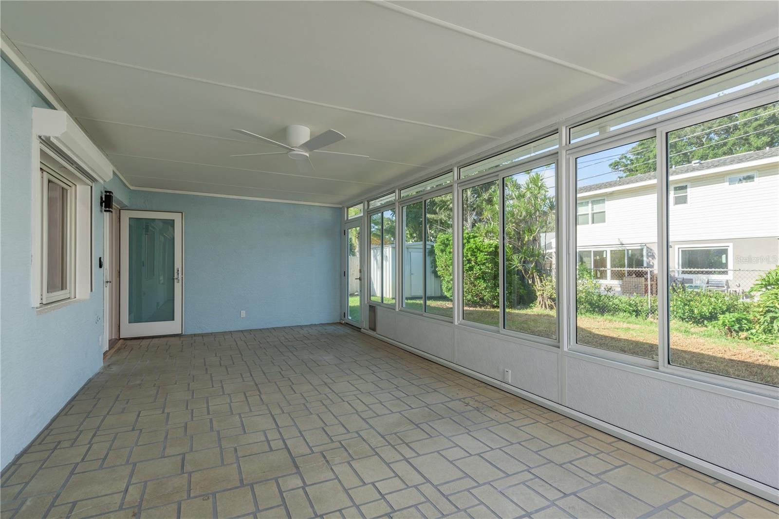 Large Florida Room / Patio