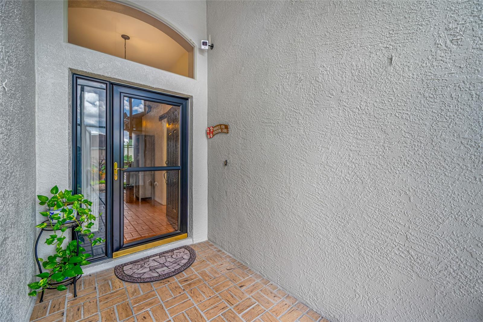 Screened Entry