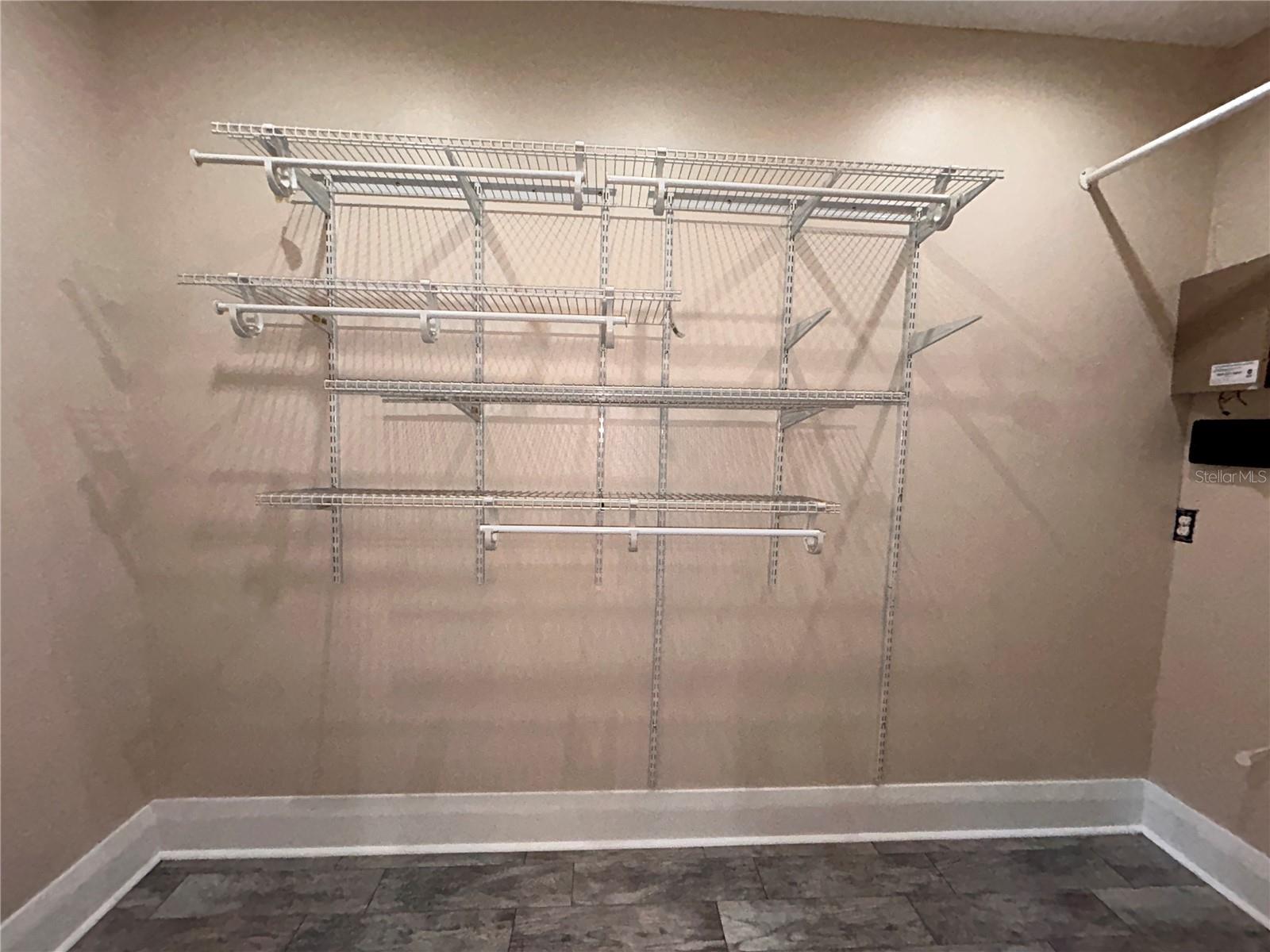 Walkin Closet