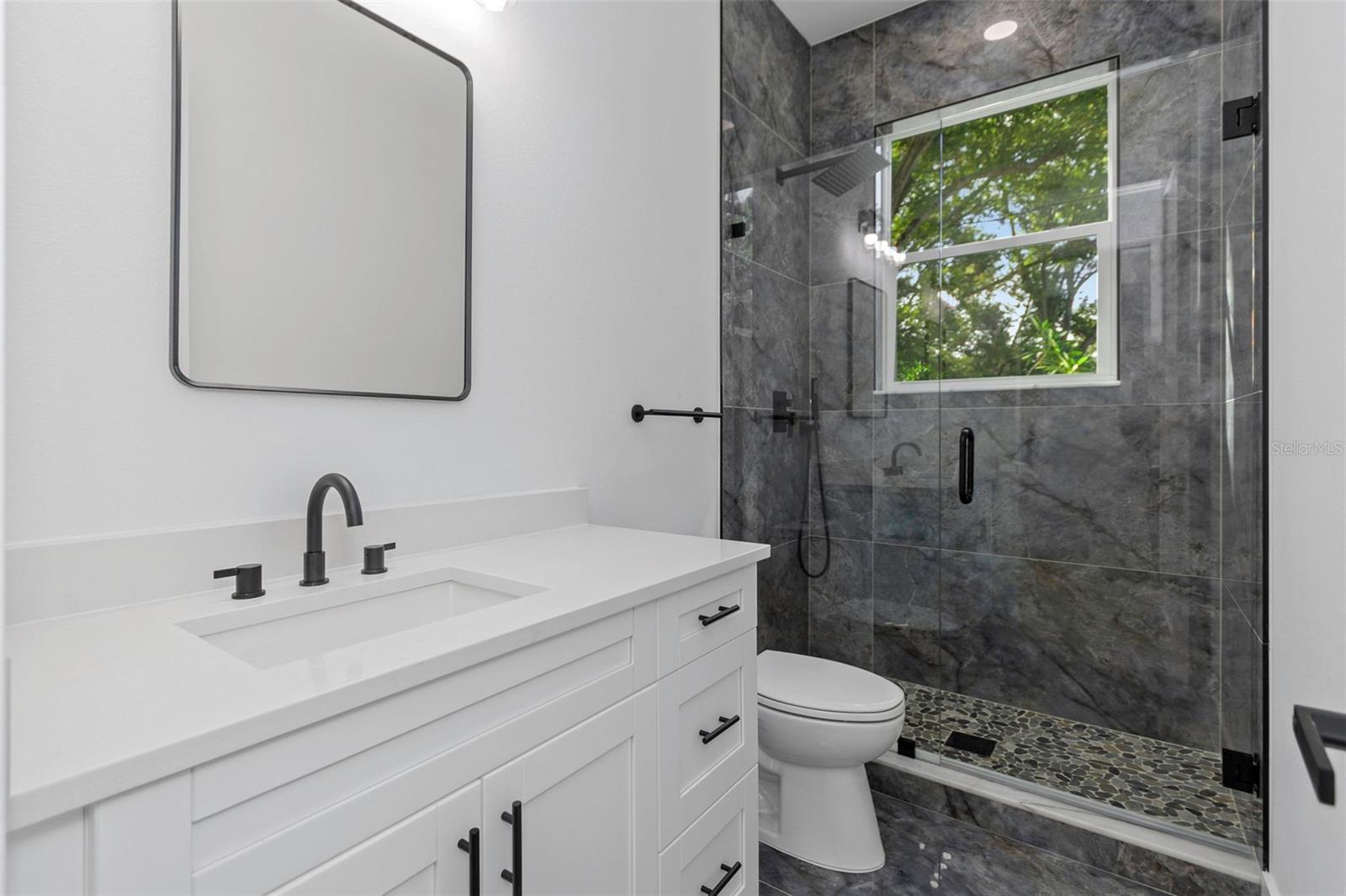 2nd bathroom