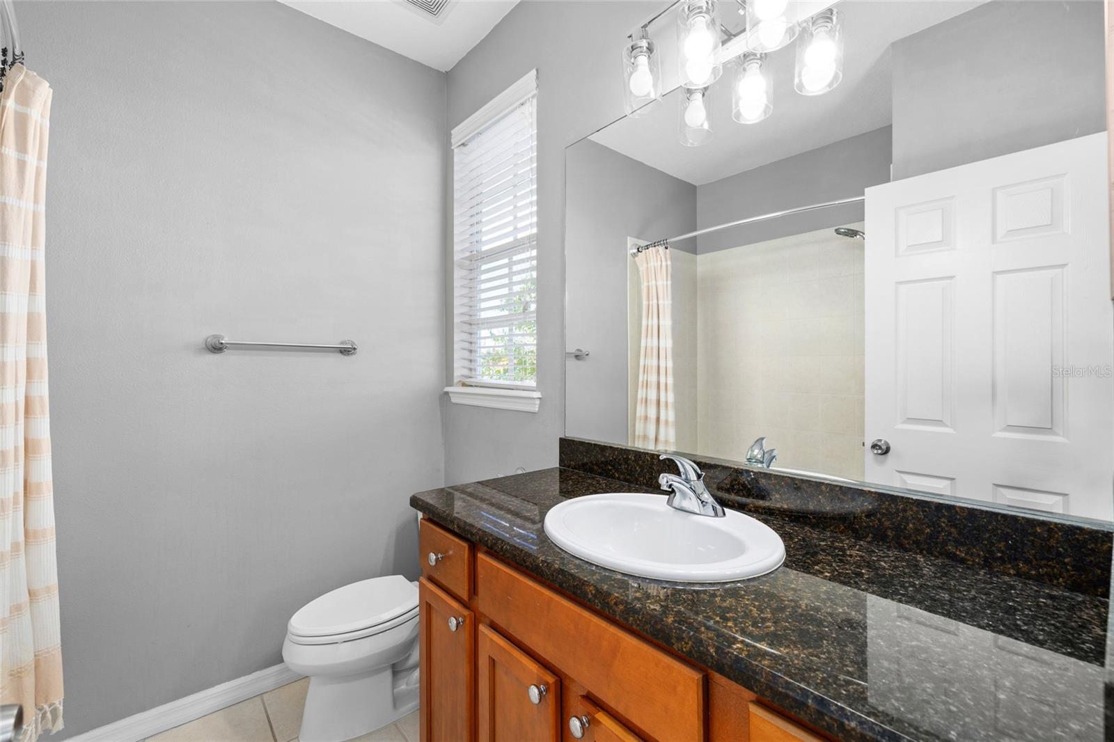 Floor 3:  ensuite bathroom