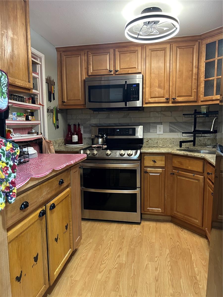 Wood Cabinets and Granite Counters