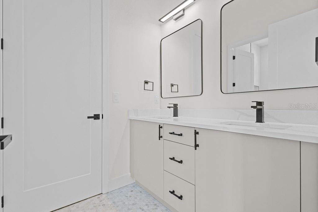 Jack & Jill Bathroom
