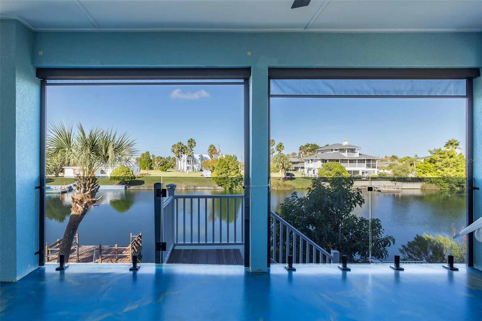 2nd floor balcony