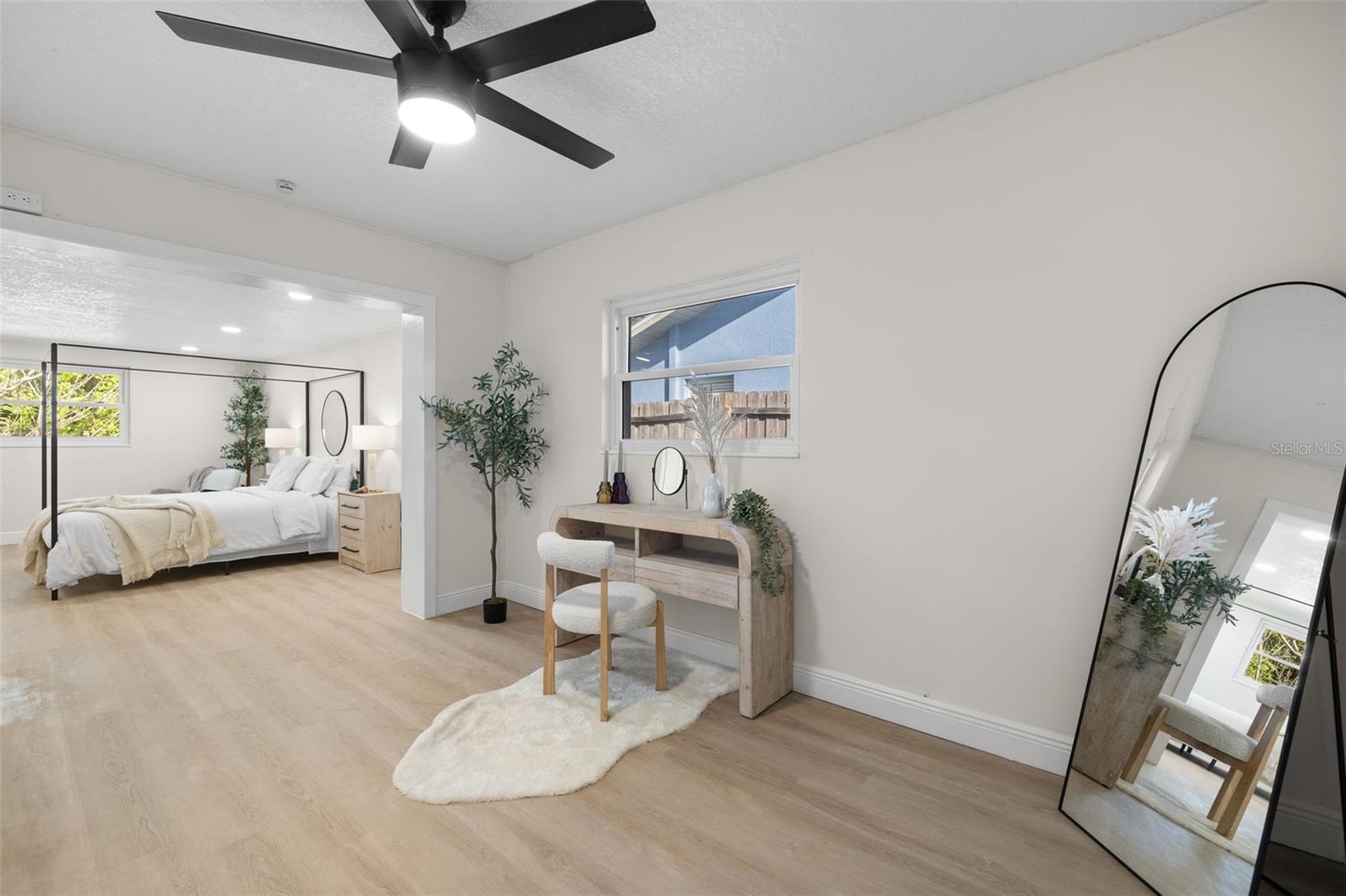 master ensuite seating area