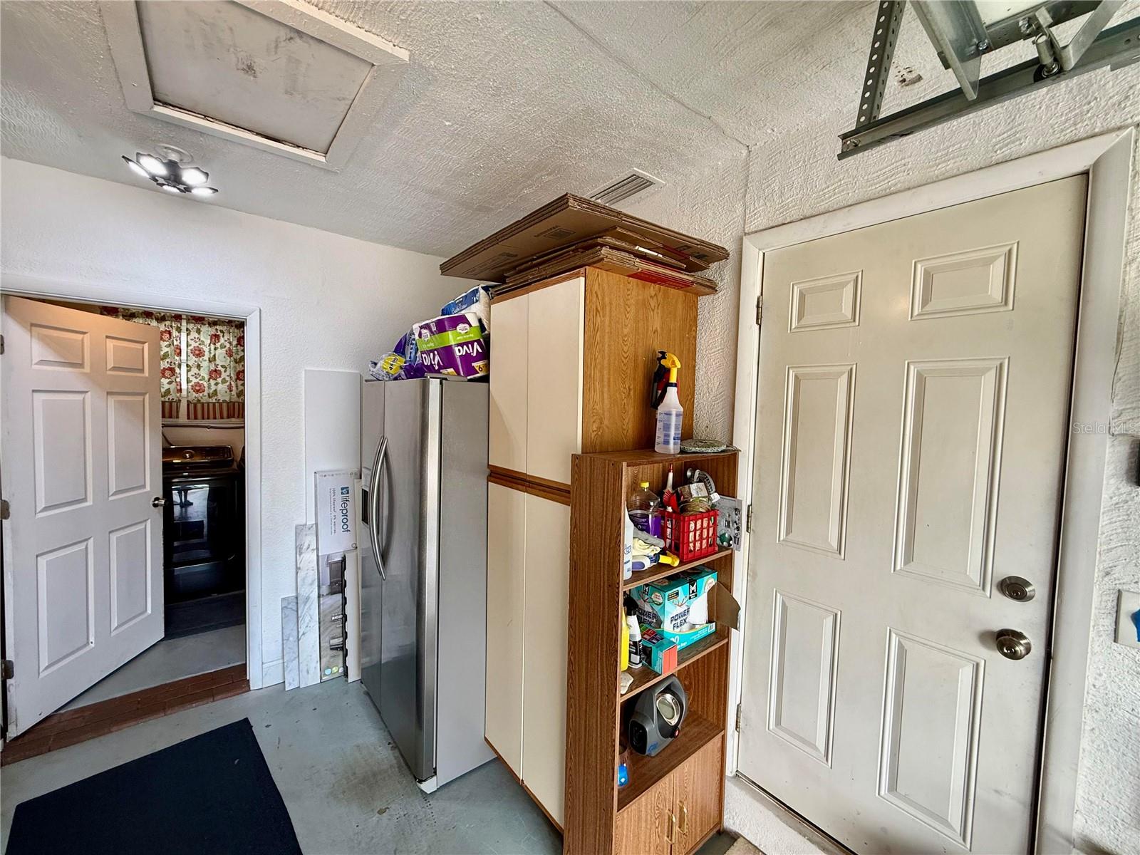 Garage with Air Conditioned Laundry Access