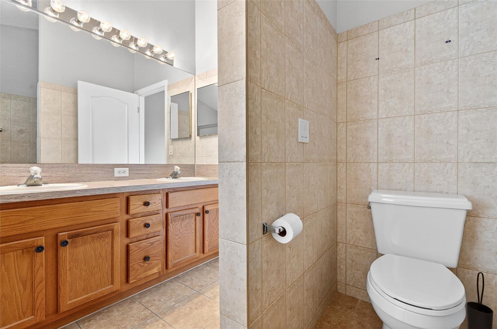 2nd Bath Includes Tub-Shower