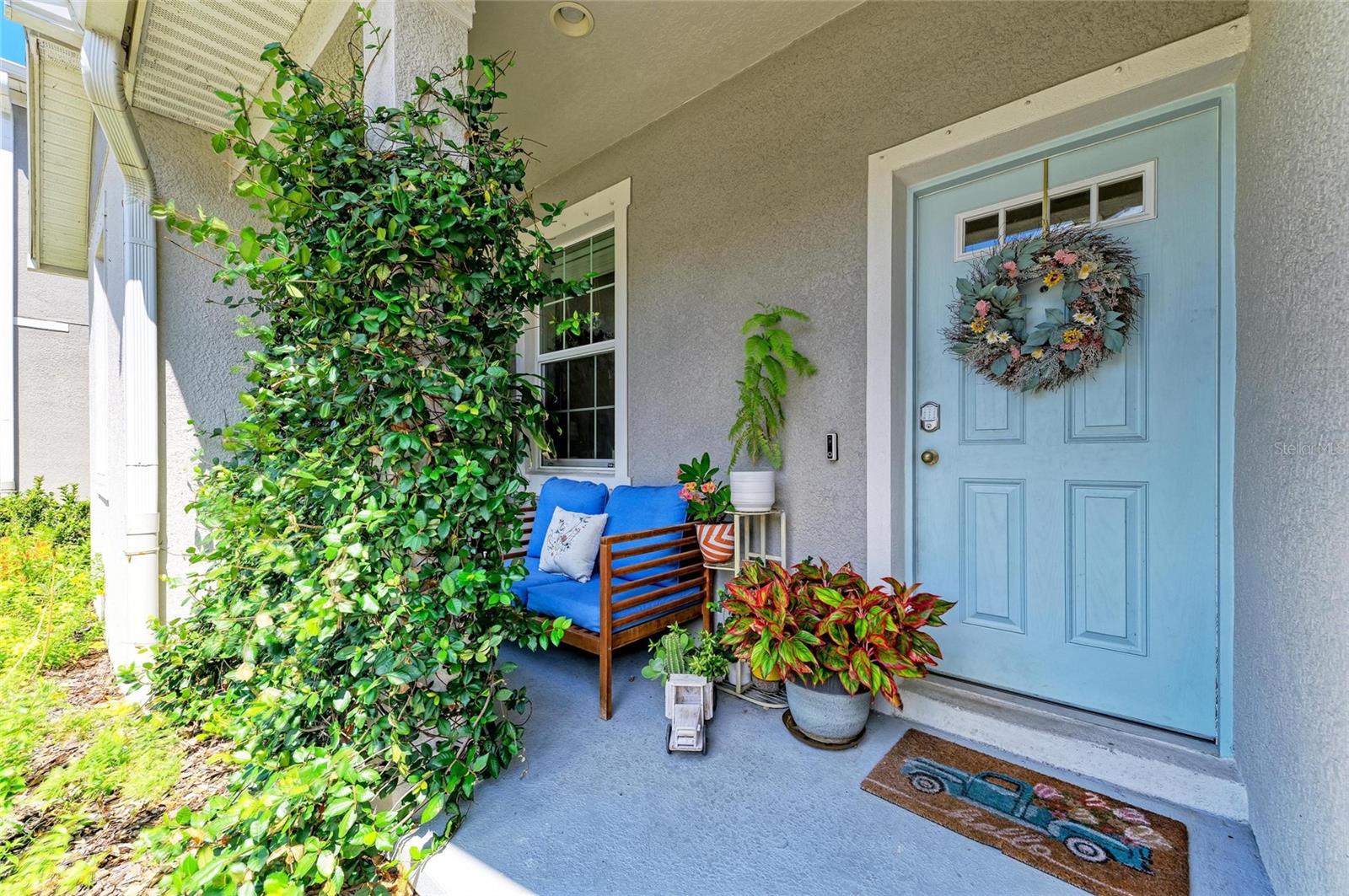 Covered front entrance