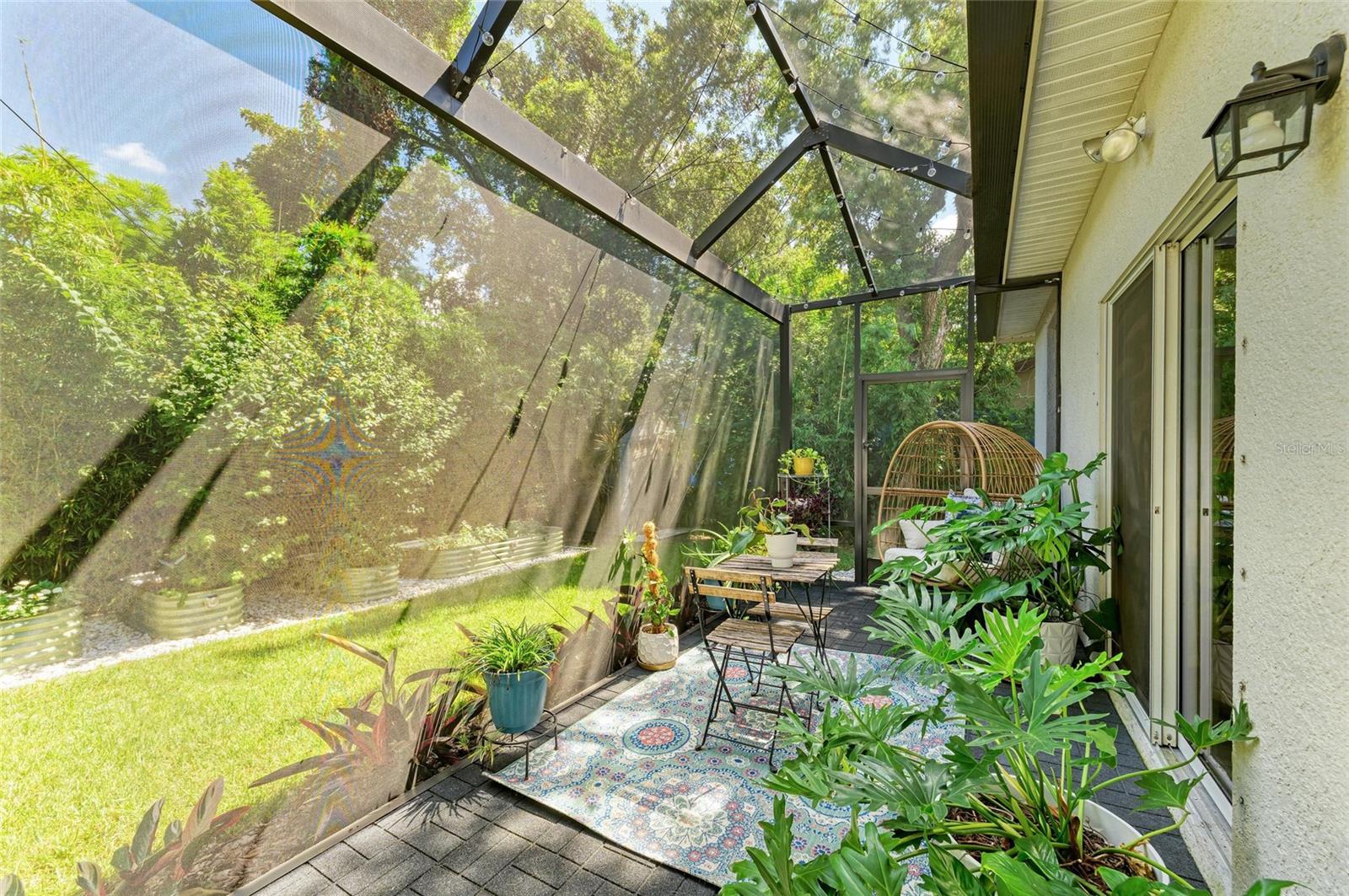 Lanai with expanded cathedral ceiling