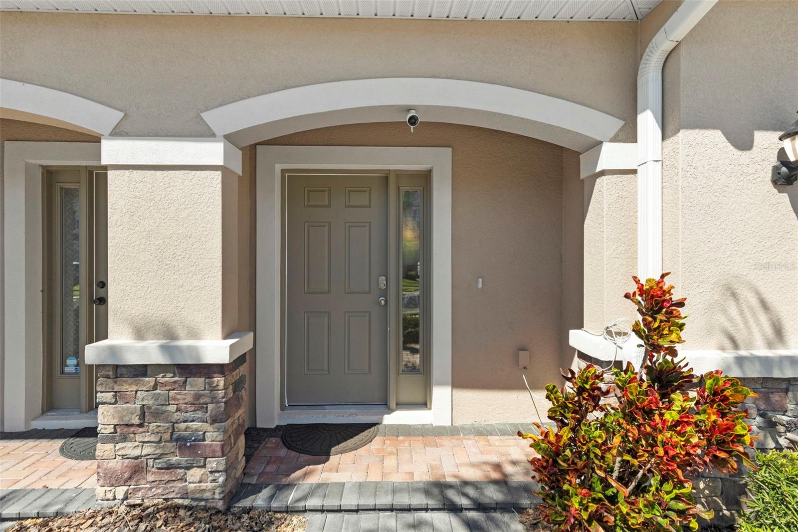 Front Exterior Entryway
