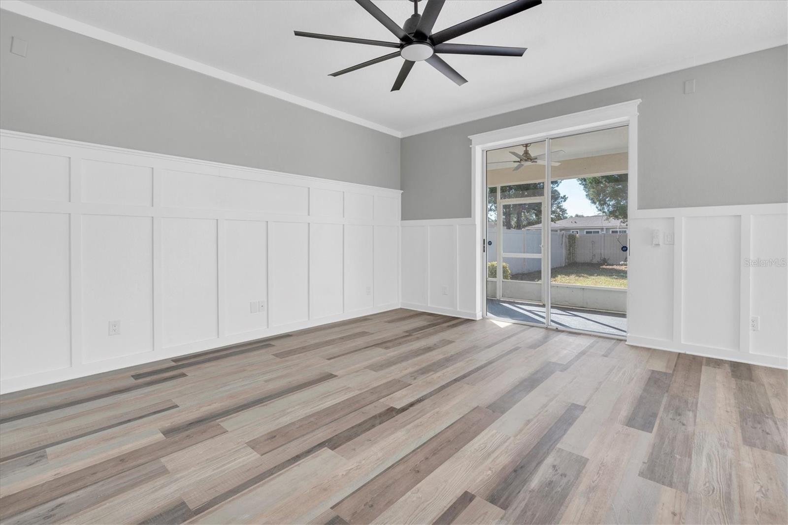 Family Room 14.9 x 14.11