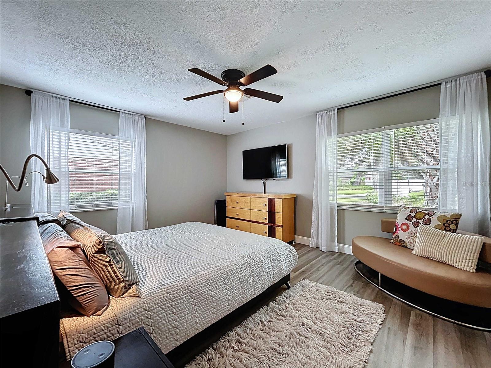 Pirmary bedroom