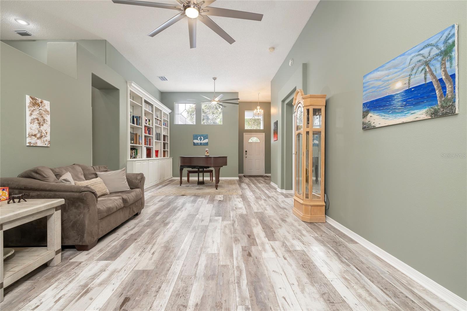 Large inviting space as you enter the home