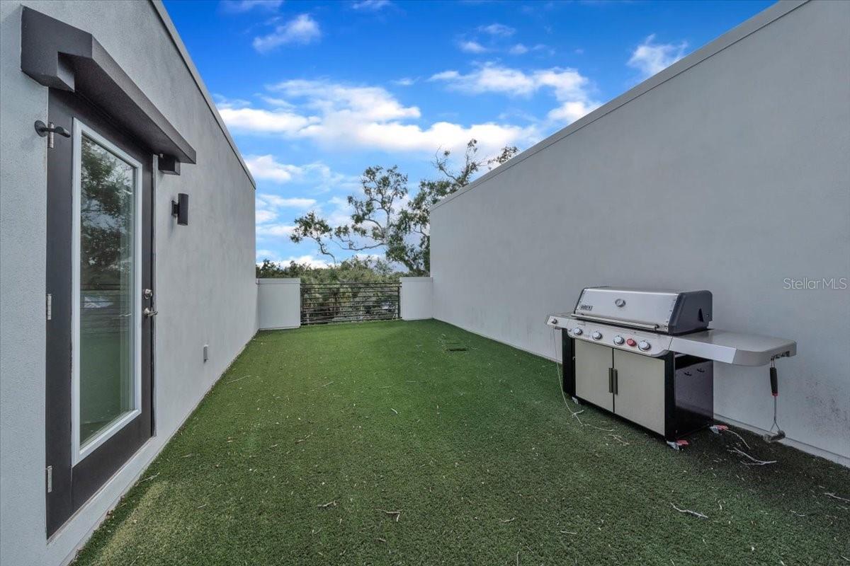 Roof top terrace