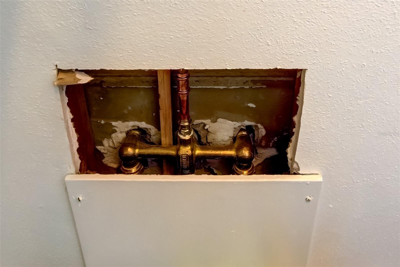 39. BRAND NEW VALVES.. $1,100 Project by Professional Plumber!!