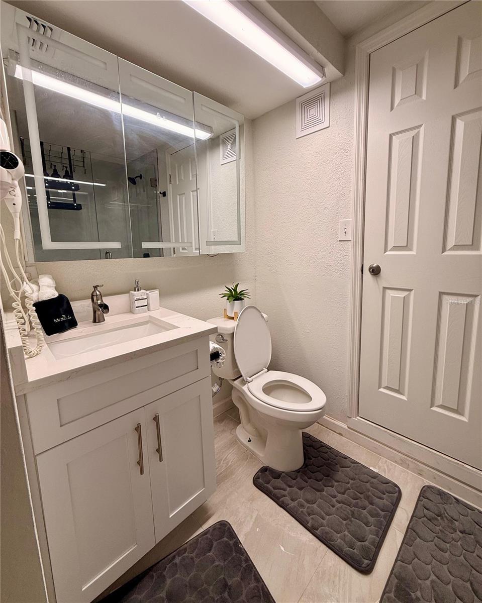 Apartment 1st floor bathroom
