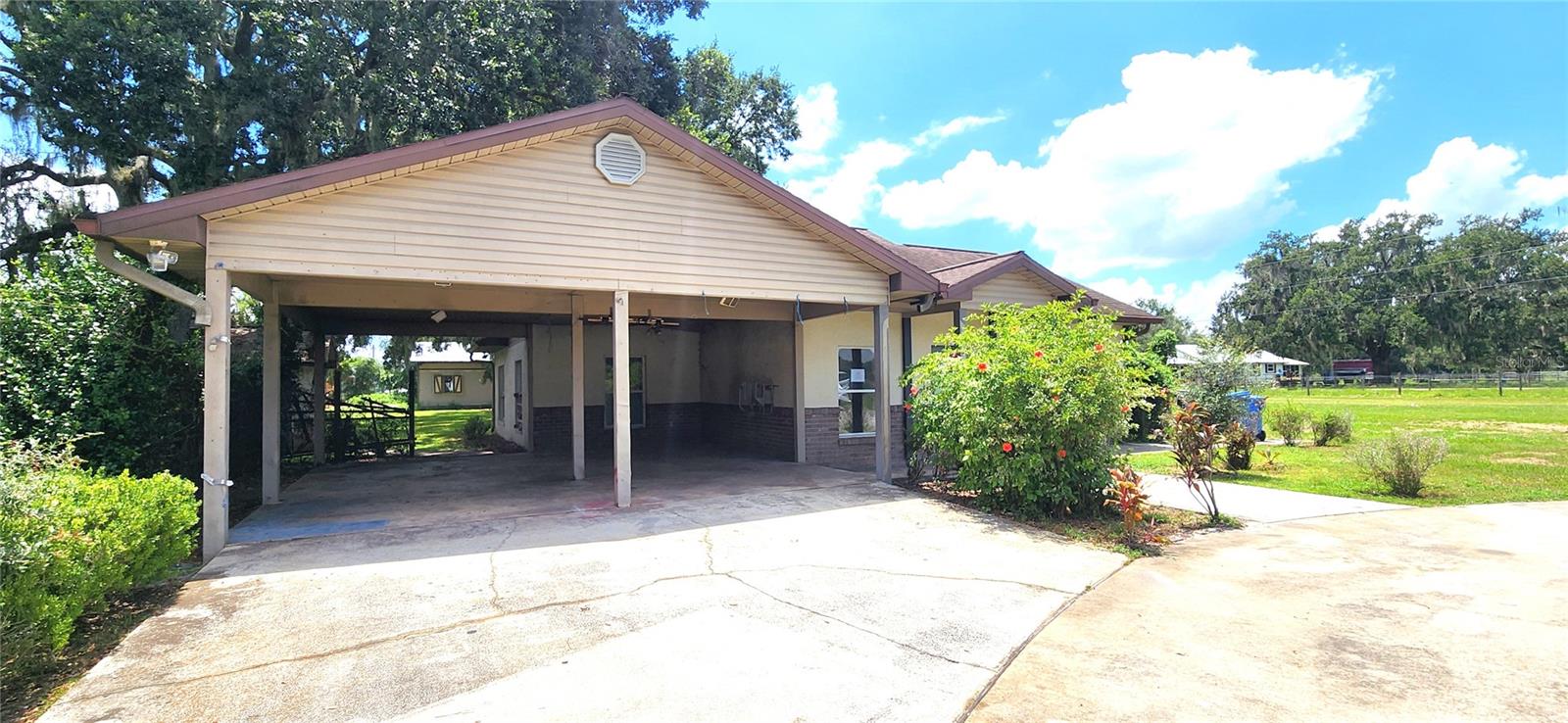 Carport