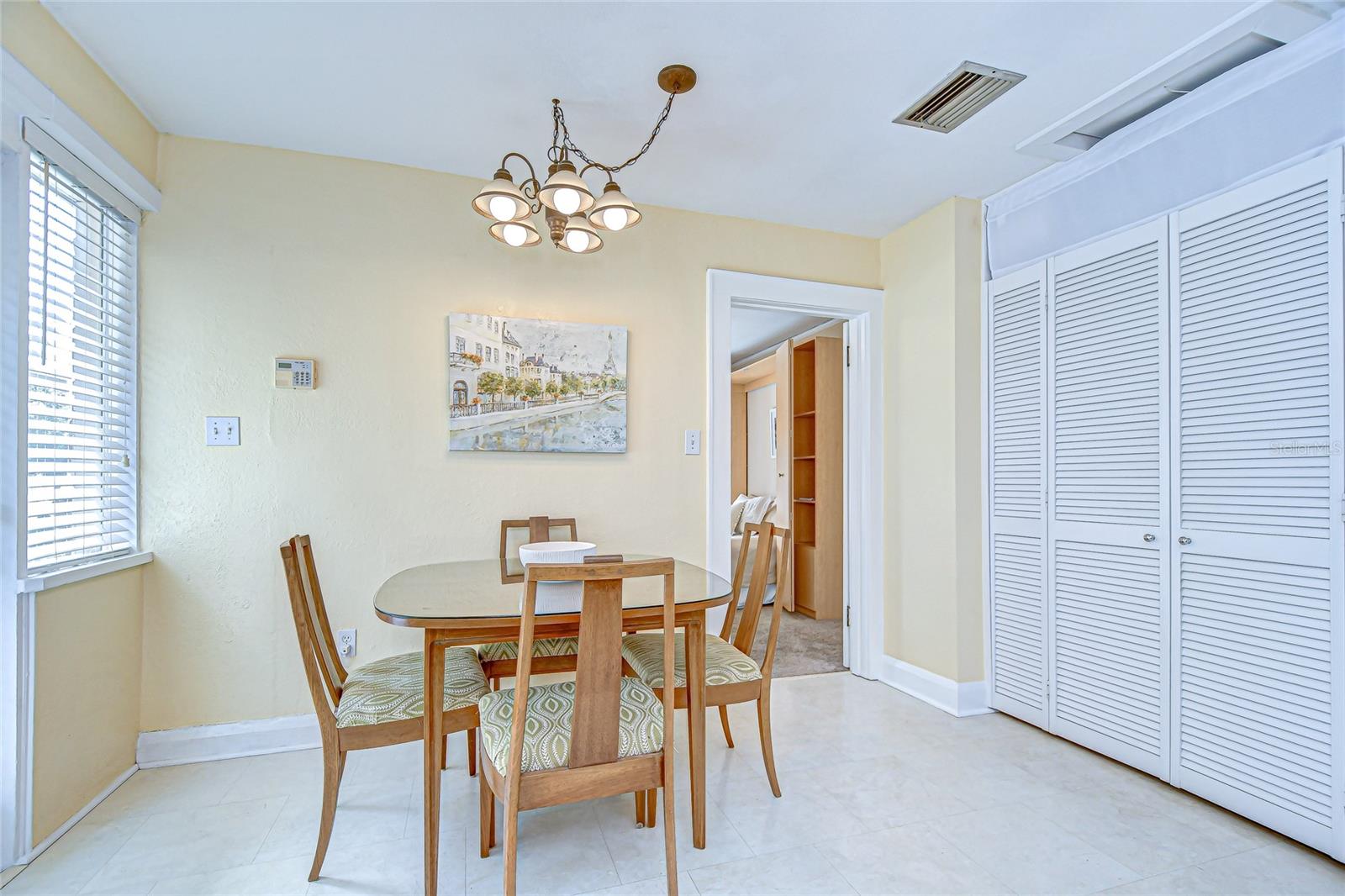 Dinette area