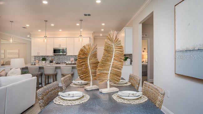 Model home - actual features may vary.
