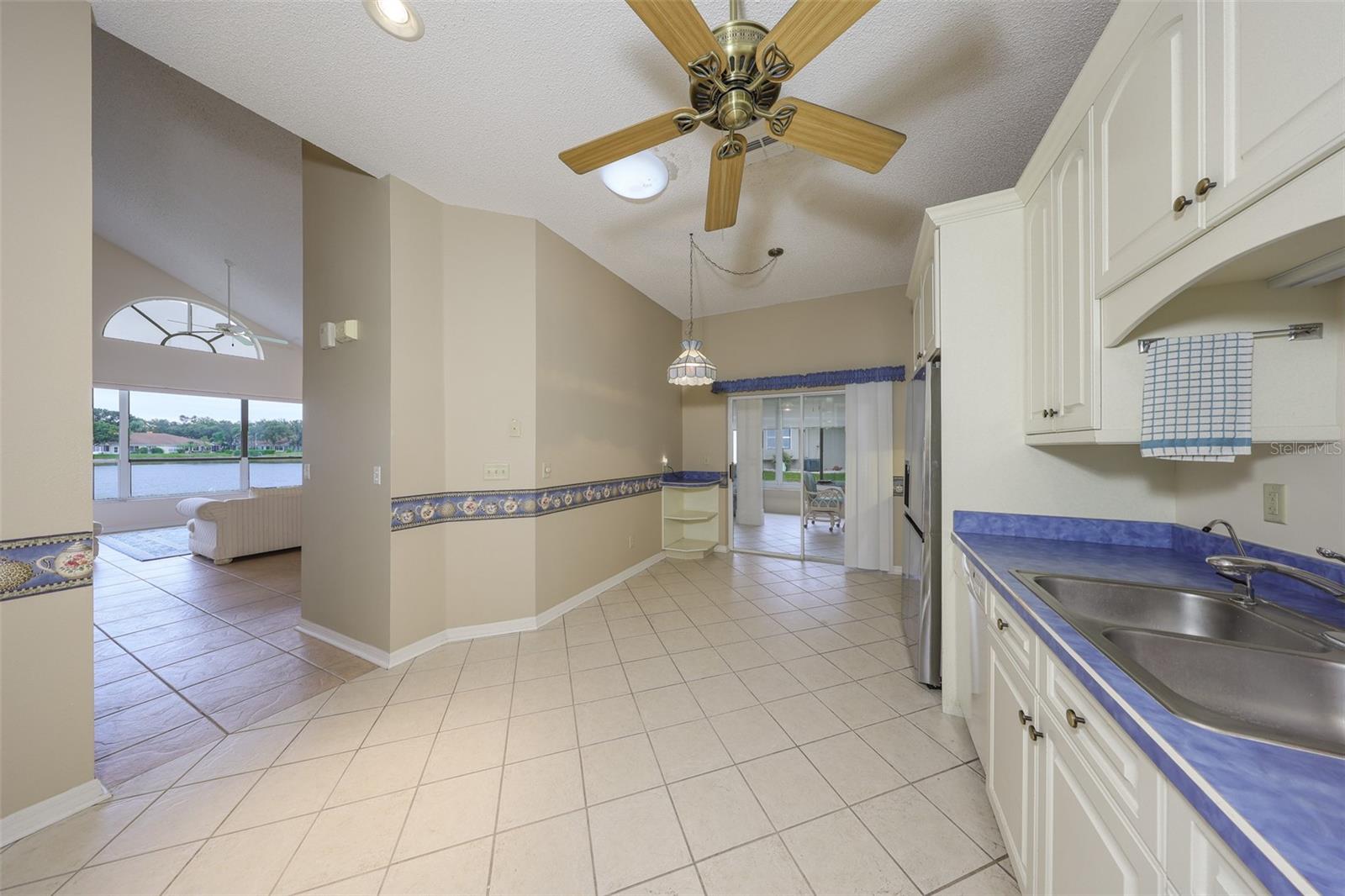 Kitchen looking into Family Room