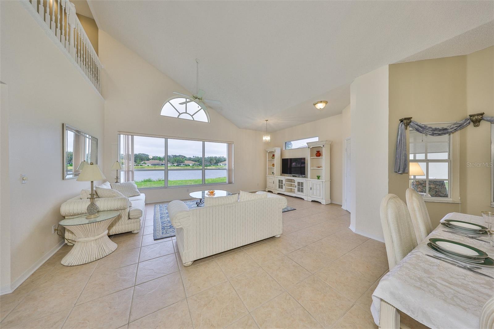 Living Room/Dining Room