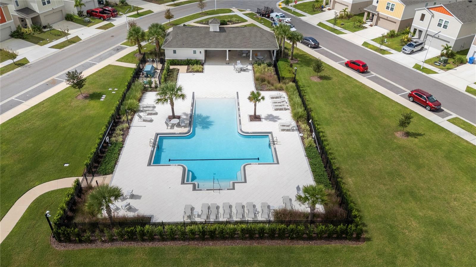 Minutes from community pool and park
