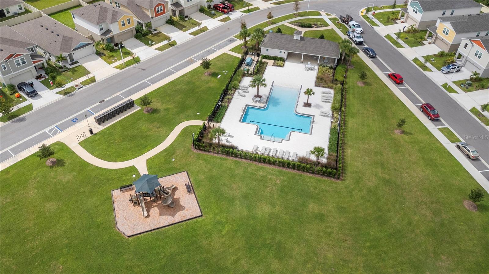 Minutes from community pool and park