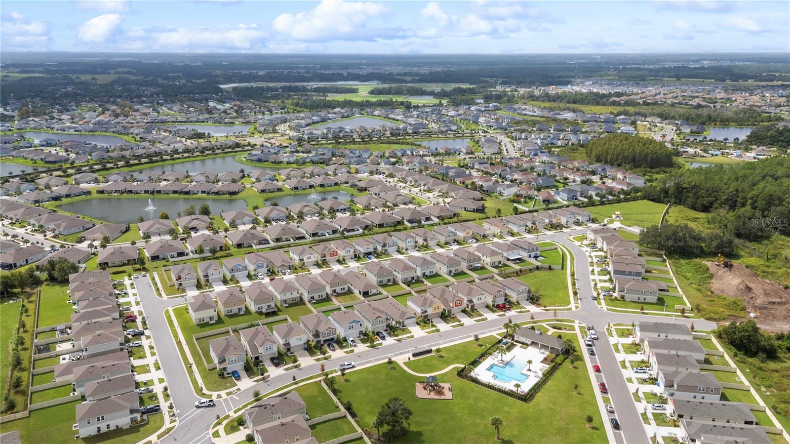 Minutes from community pool and park