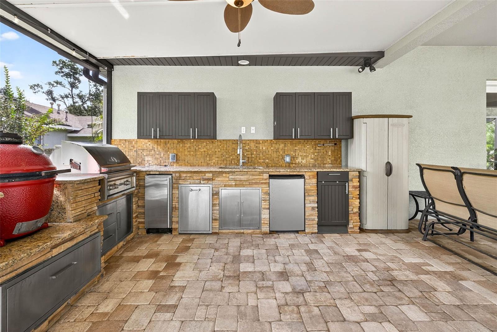Covered Outdoor Kitchen with Ceiling Fan