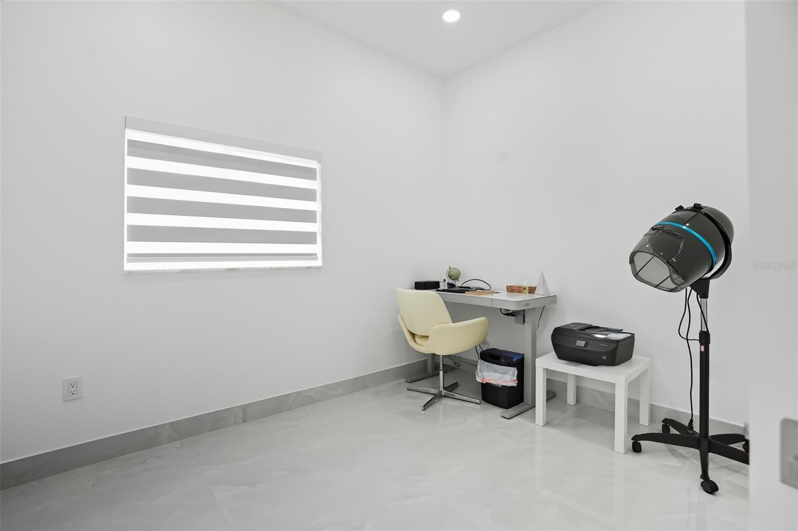 W7879793