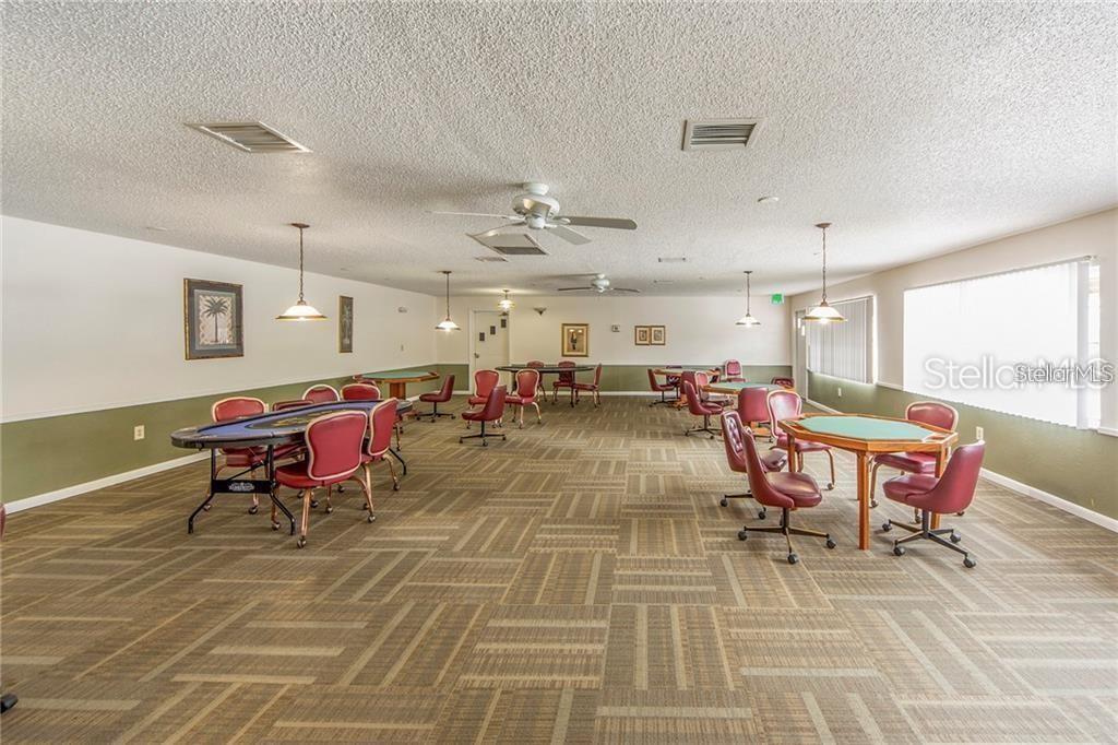 Magnolia card room