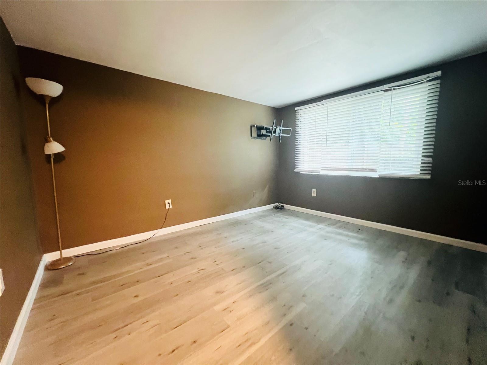 BEDROOM2