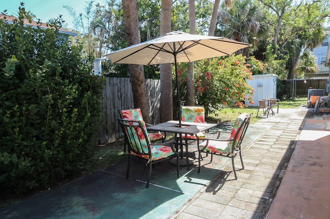 Outdoor eating area